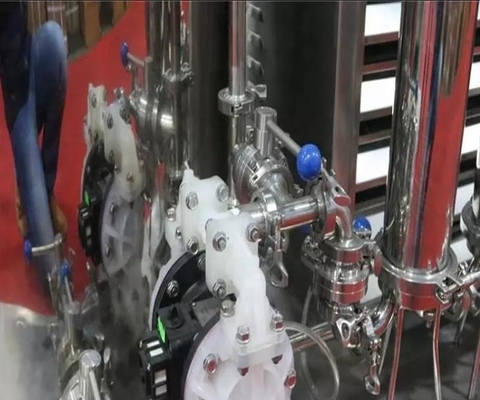 Parfümieren Sie Parfüm-den Hersteller der Produktions-Ausrüstungs-100L, der multi Funktion leckt
