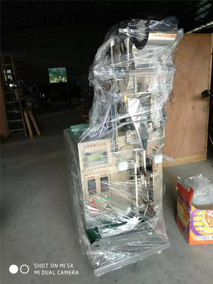 Multifunktionale kosmetische flüssige Füllmaschine 1.1KW pneumatisch für granuliert