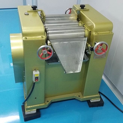 SUS304L trockene Pulver-Mischmaschine-leistungsfähige drei Walzenmühle-Maschine mit 1000 kg/h