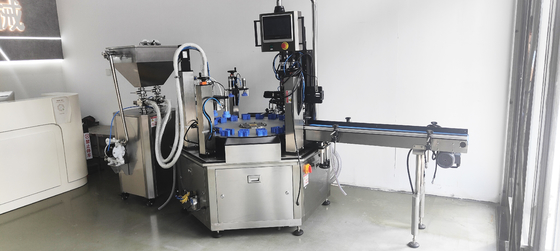 Edelstahl 20-300ml automatisierte Füllmaschine mit dem Mit einer Kappe bedecken