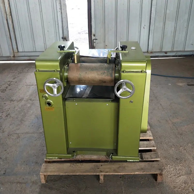 SUS304L trockene Pulver-Mischmaschine-leistungsfähige drei Walzenmühle-Maschine mit 1000 kg/h