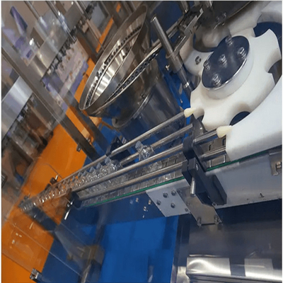 Komplettes vollautomatisches Maschinerie-Dichtung treament frische Frucht-Juice Filling Machines mit einer Kappe bedeckendes