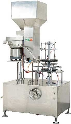 Automatische Sicherheits-Schrauben-mit einer Kappe bedeckende Maschine für Aerosol-Produkte 80 Flaschen/Minute